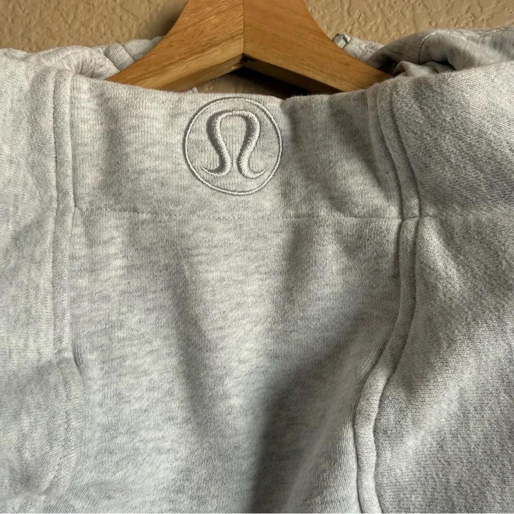 Lululemon Scuba Full-Zip Cropped Hoodie Heathered Core Ultra Light Grey Size 6